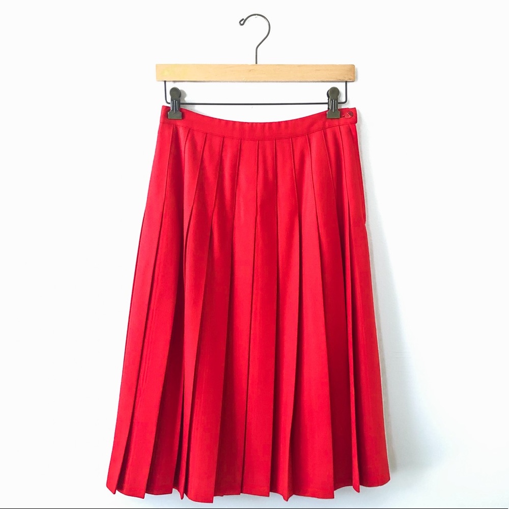 Vintage Pendleton red wool pleated skirt